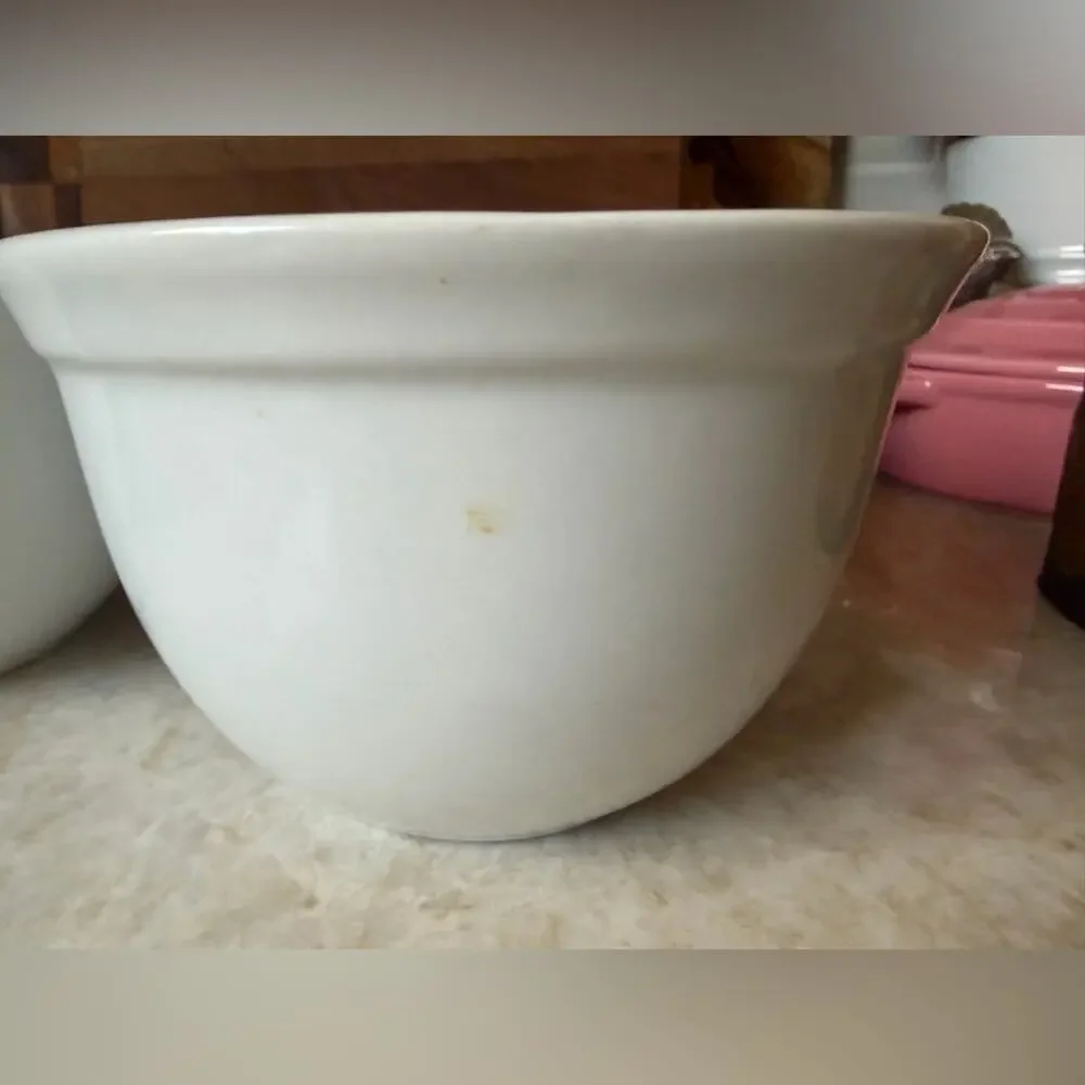 Pottery Barn Dujour white coupe bowls x6